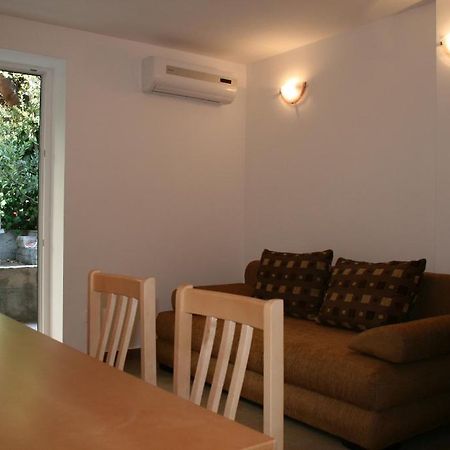 Apartments Mrduljas Split Ruang foto